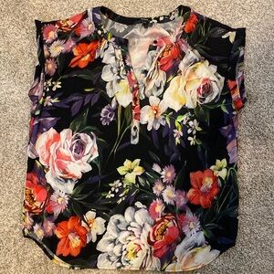 Express Printed Gathered Half Button Up Gramercy Tee, Size Small